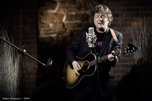 Glenn Tilbrook of Squeeze Performs at City Winery HV 9/15